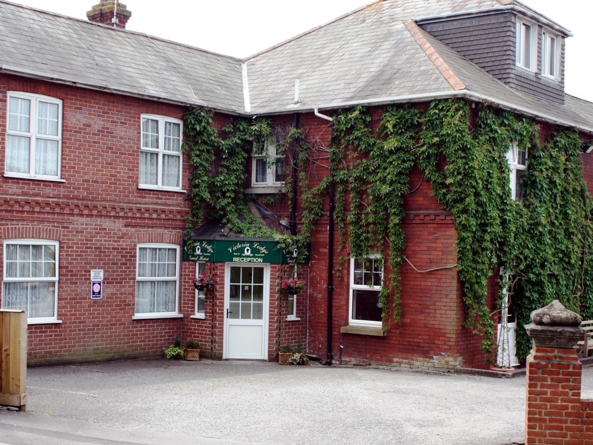 Victoria Lodge Guest House Salisbury Exterior photo